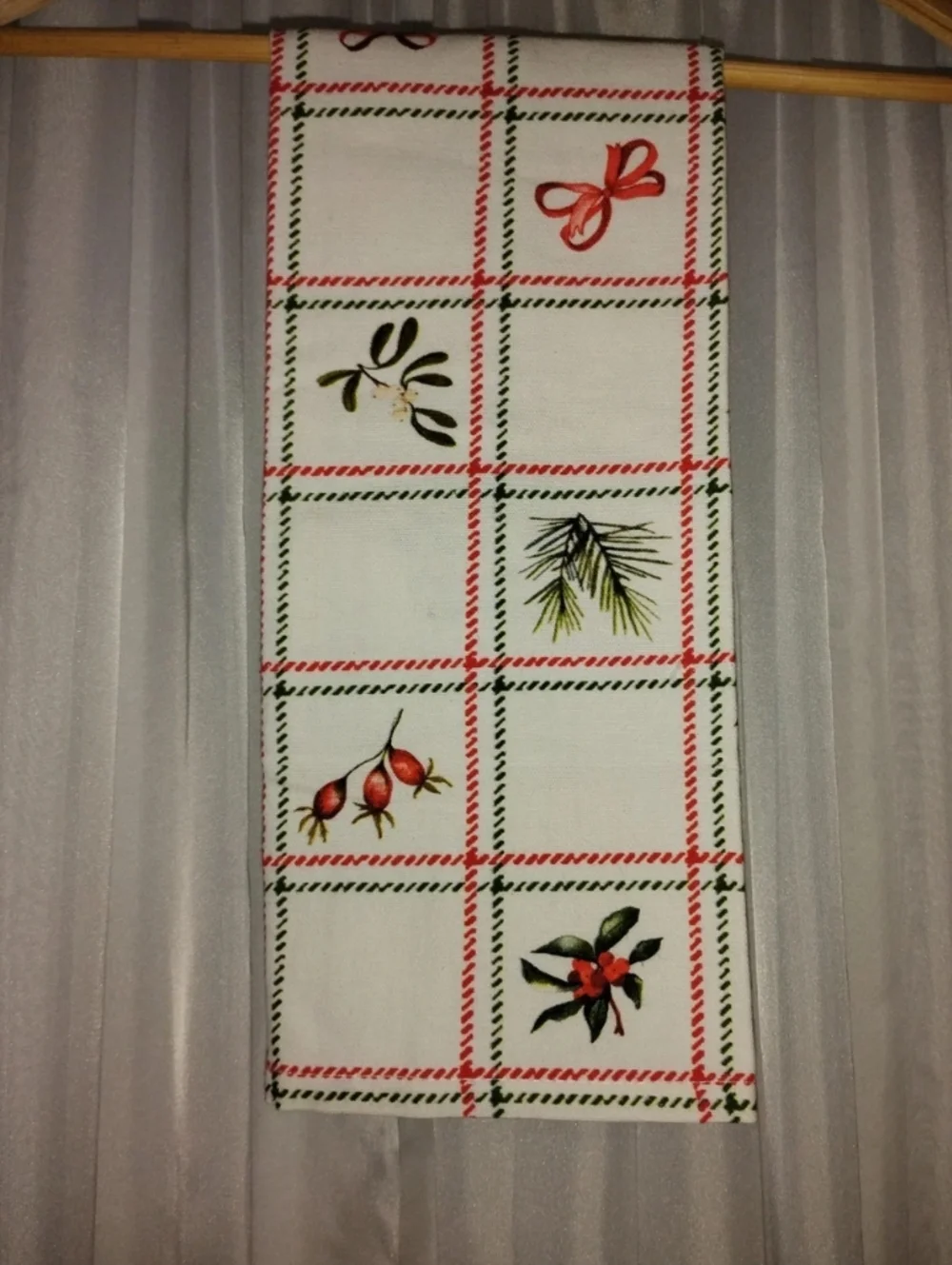 NWOT Sur La Table Christmas Holiday Dish Tea Towel 100% Cotton 20